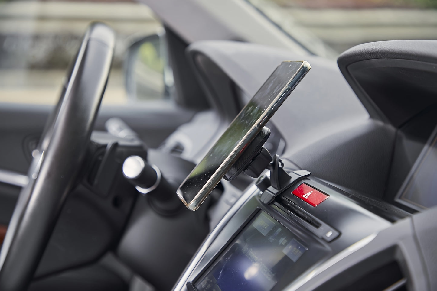 [Magnetic Phone Holder] VUXS Powerful Magnet Phone Holder, Used for Dashboard, Rotatable Magnetic Phone Holder, Compatible with iPhone, Samsung And Other Phones, with 4 Metal Plates And 4 Reinforced Magnets, High-Quality Magnetic Phone Holder