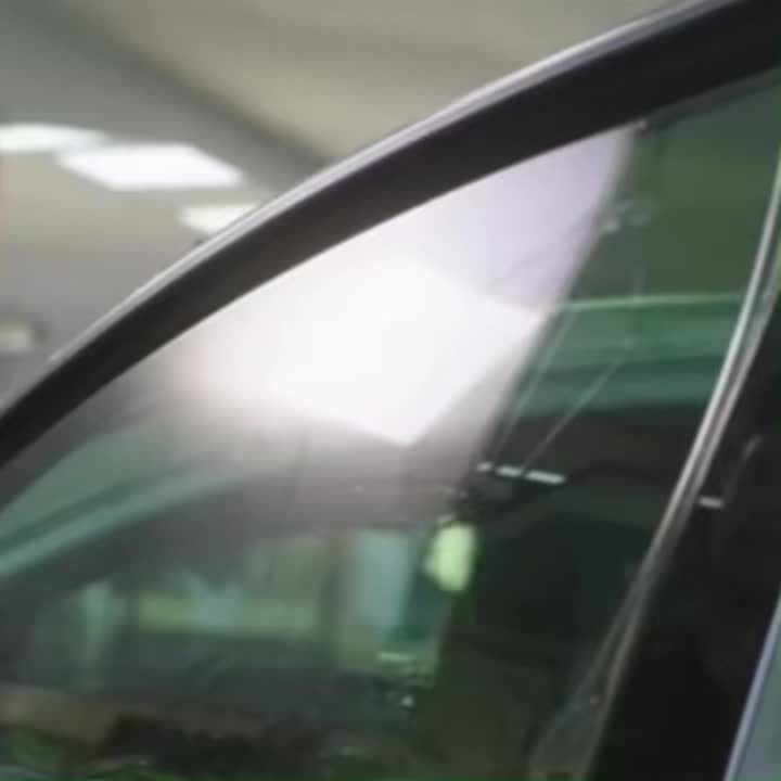 1 Roll Of 19.7 X 118 Inch Two-color Gradient Window Film | Heat Resistant, VLT, Protective, Contrasting, Tear-off and Paste, PET Material, Universally Applicable for Vehicle Exterior Accessories